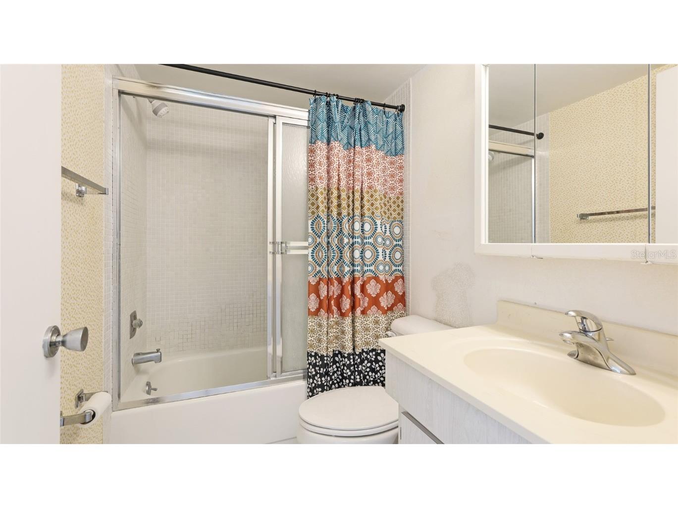 1330 Glen Oaks Drive E #374D Sarasota FL 34232 A4647334 image15