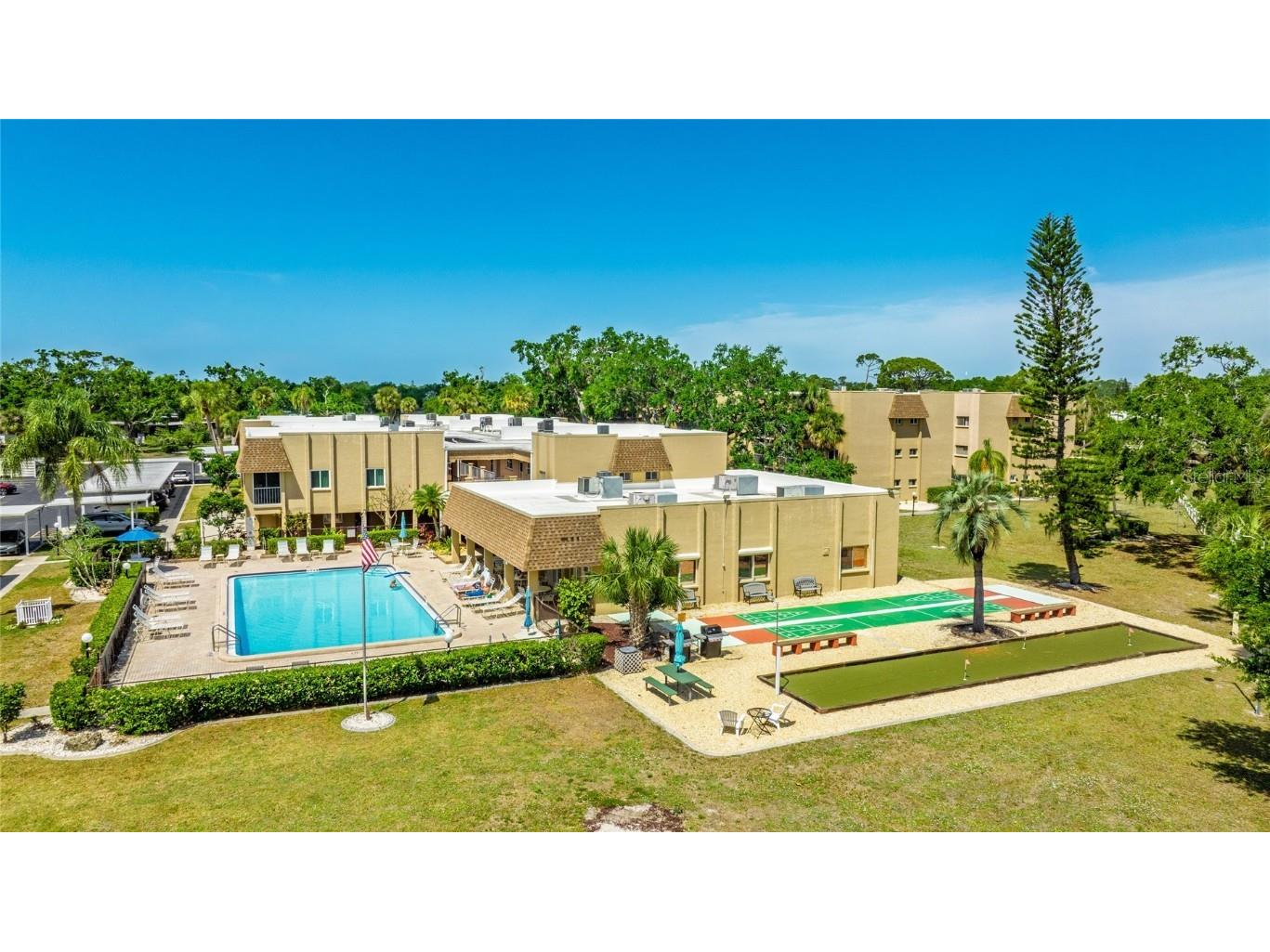 1330 Glen Oaks Drive E #374D Sarasota FL 34232 A4647334 image2