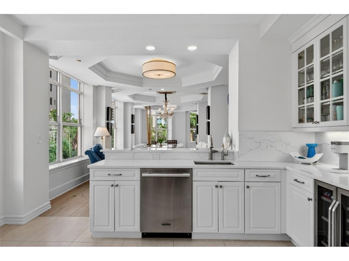 1330 Main Street #3 Sarasota FL 34236 A4665421 image21