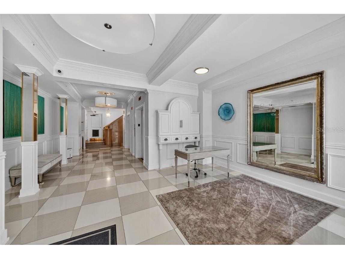 1330 Main Street #3 Sarasota FL 34236 A4665421 image3