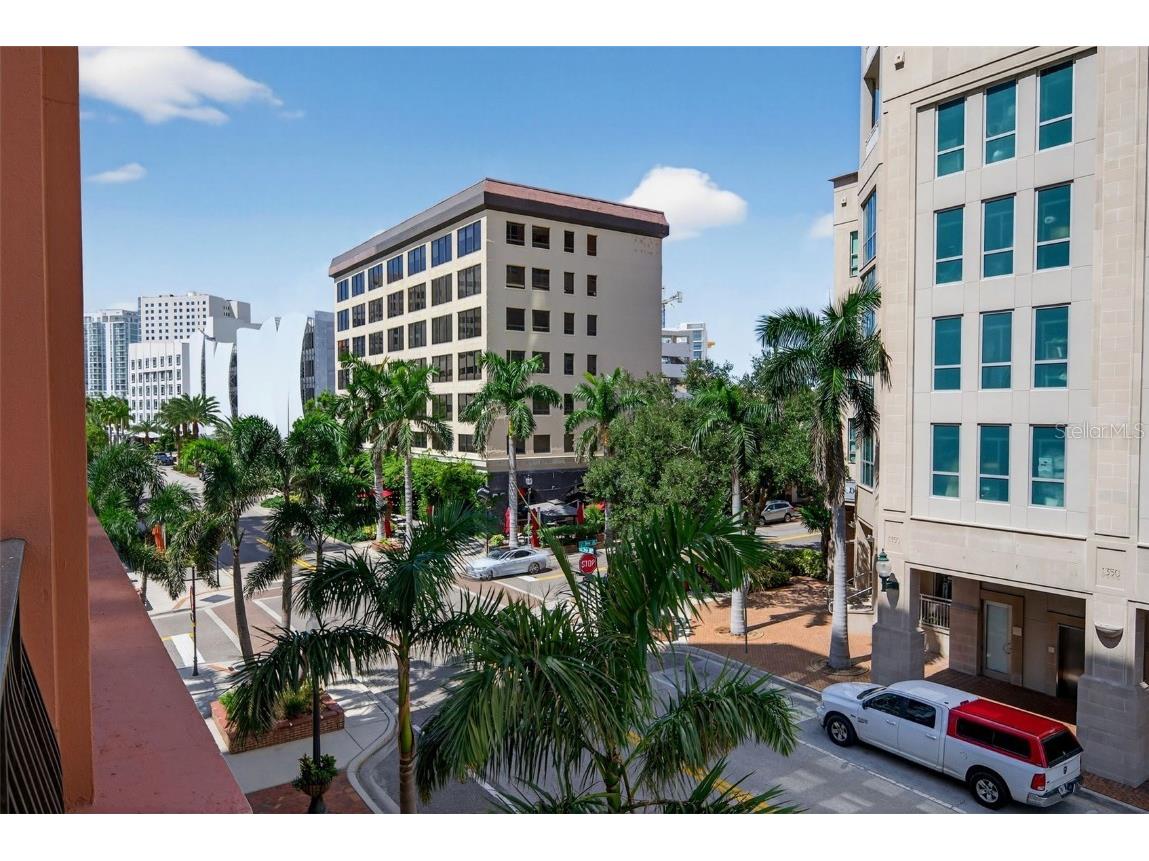 1330 Main Street #3 Sarasota FL 34236 A4665421 image31