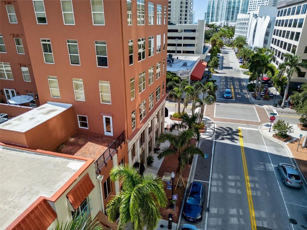 1330 Main Street #3 Sarasota FL 34236 A4665421 image33