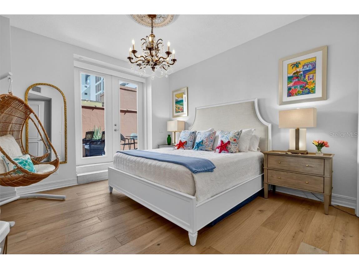 1330 Main Street #3 Sarasota FL 34236 A4665421 image48