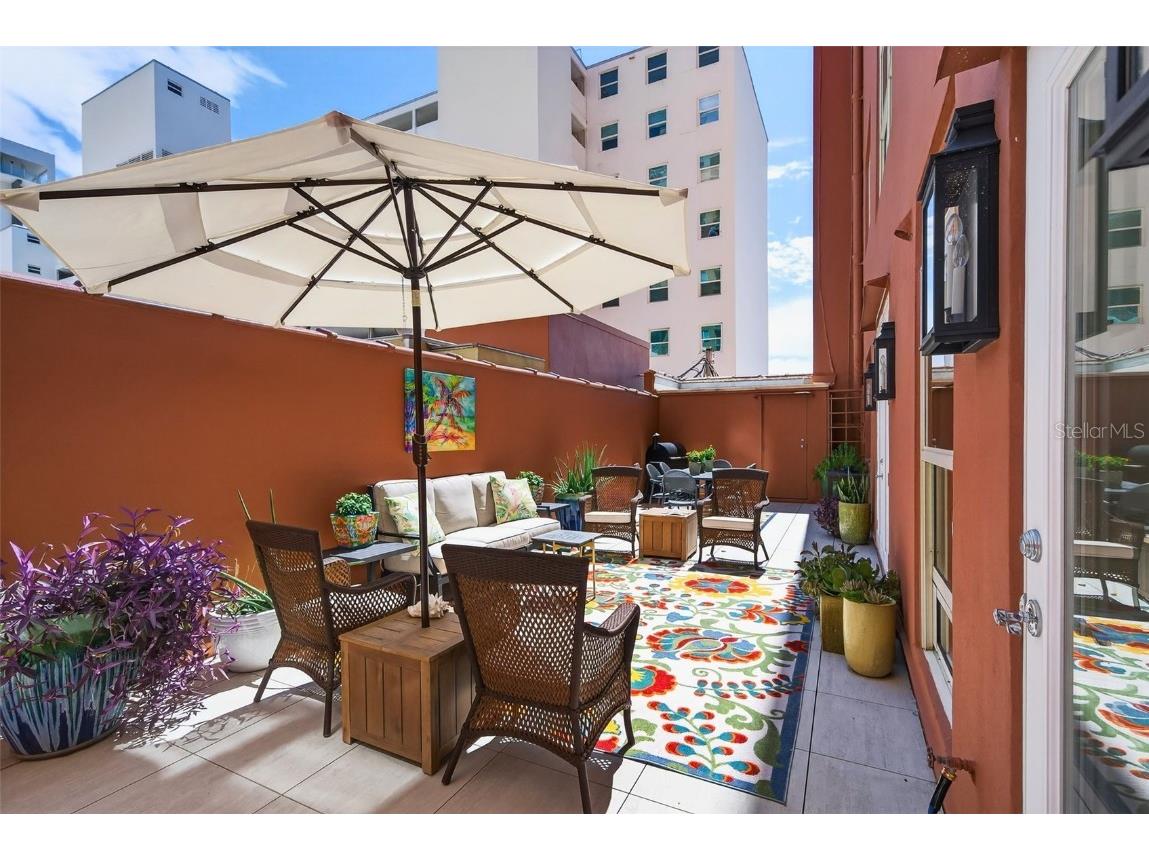 1330 Main Street #3 Sarasota FL 34236 A4665421 image52