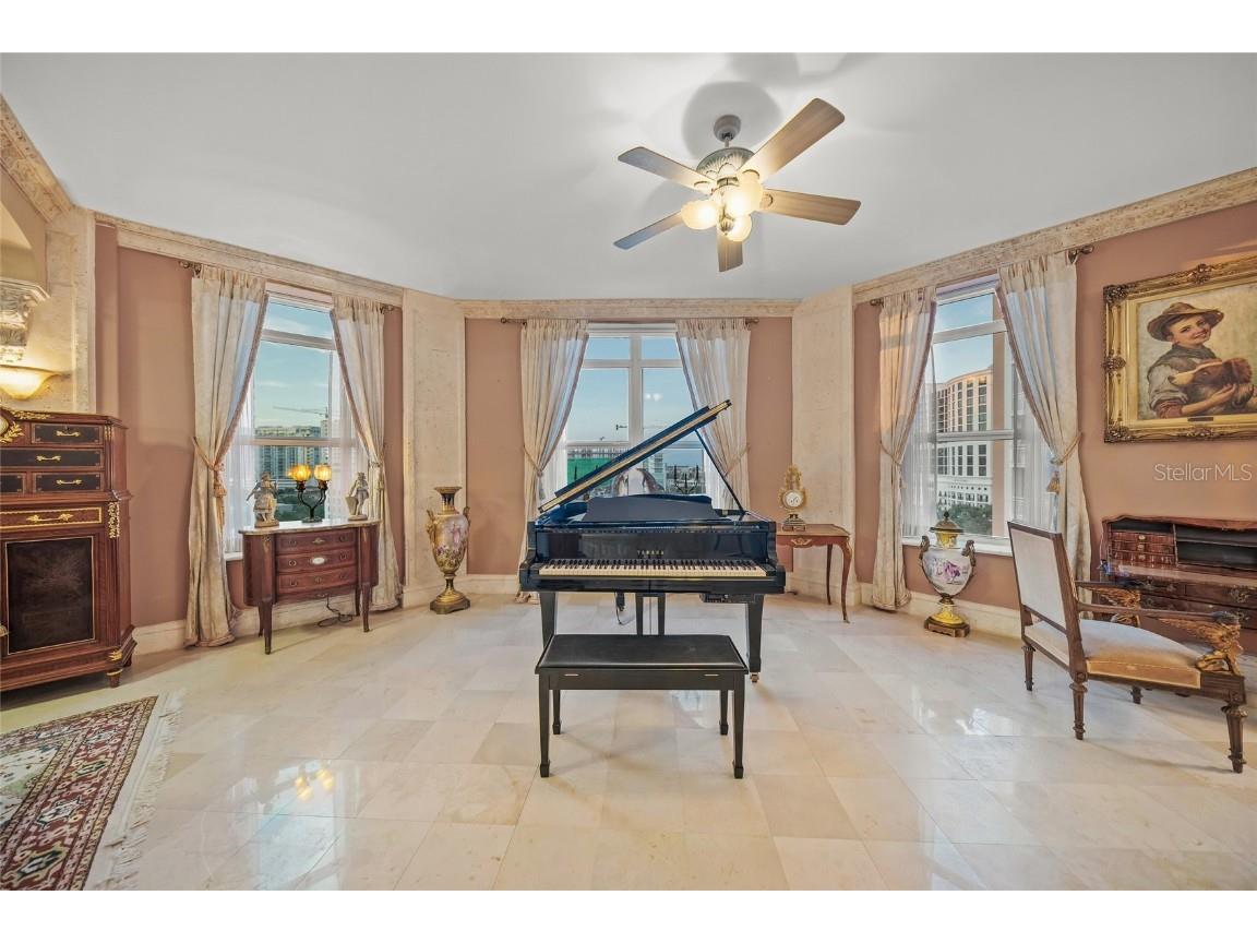 1330 Main Street #PH 9 & 10 Sarasota FL 34236 A4672442 image17