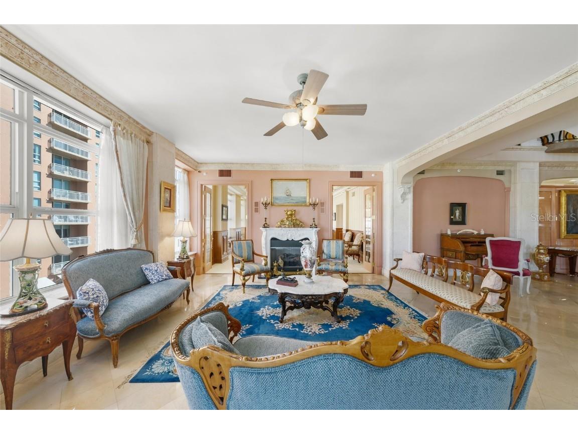 1330 Main Street #PH 9 & 10 Sarasota FL 34236 A4672442 image21