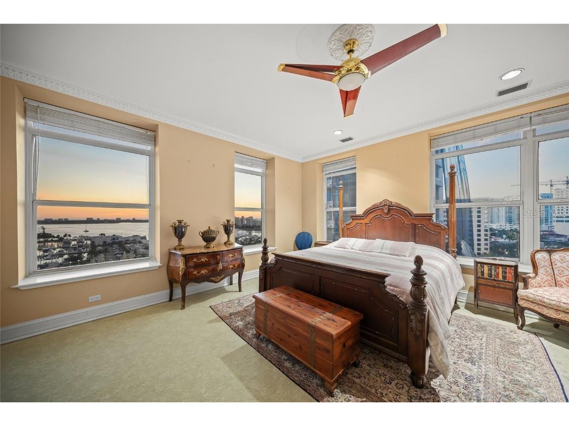 1330 Main Street #PH 9 & 10 Sarasota FL 34236 A4672442 image38