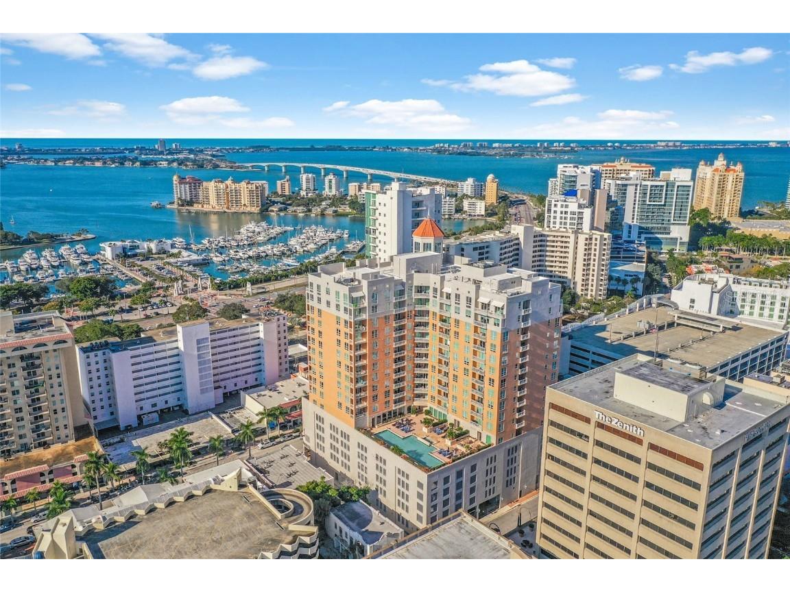 1330 Main Street #PH 9 & 10 Sarasota FL 34236 A4672442 image56