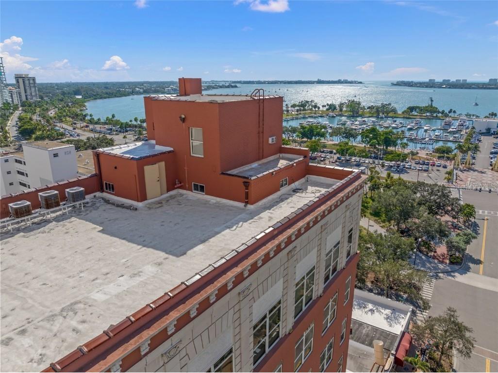 1330 Main Street #PH 9 & 10 Sarasota FL 34236 A4672442 image63