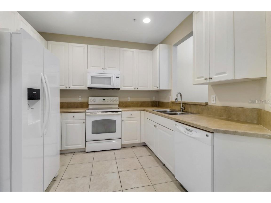 1330 Mariposa Circle #104 Naples FL 34105 TB8382972 image17