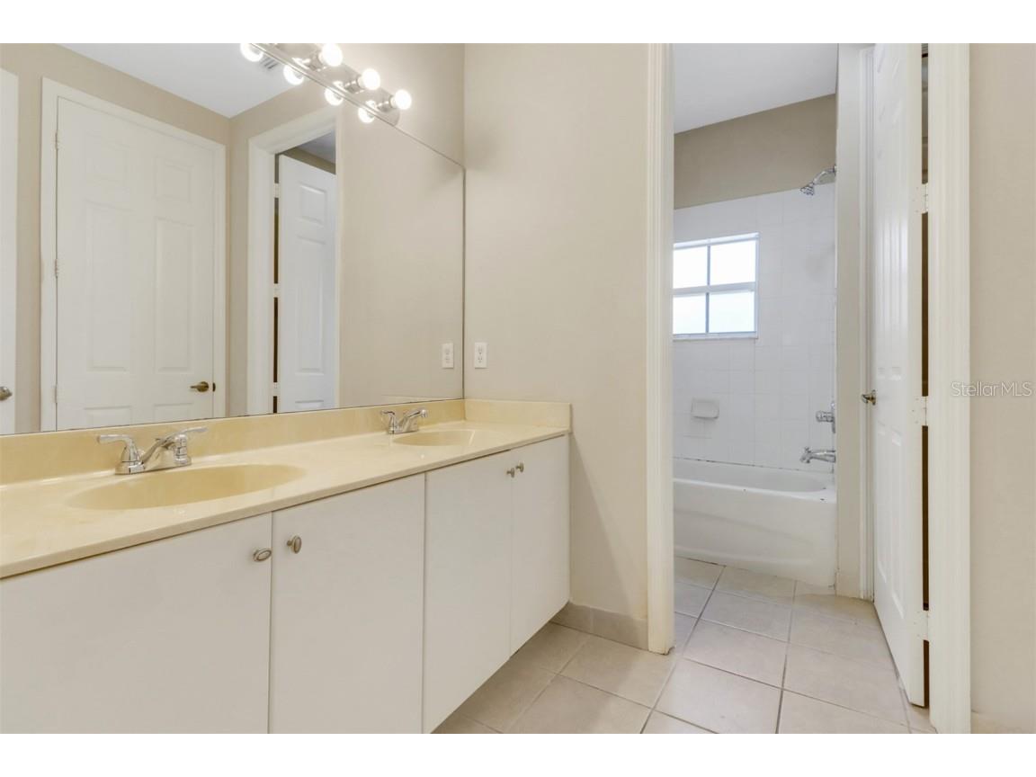 1330 Mariposa Circle #104 Naples FL 34105 TB8382972 image28