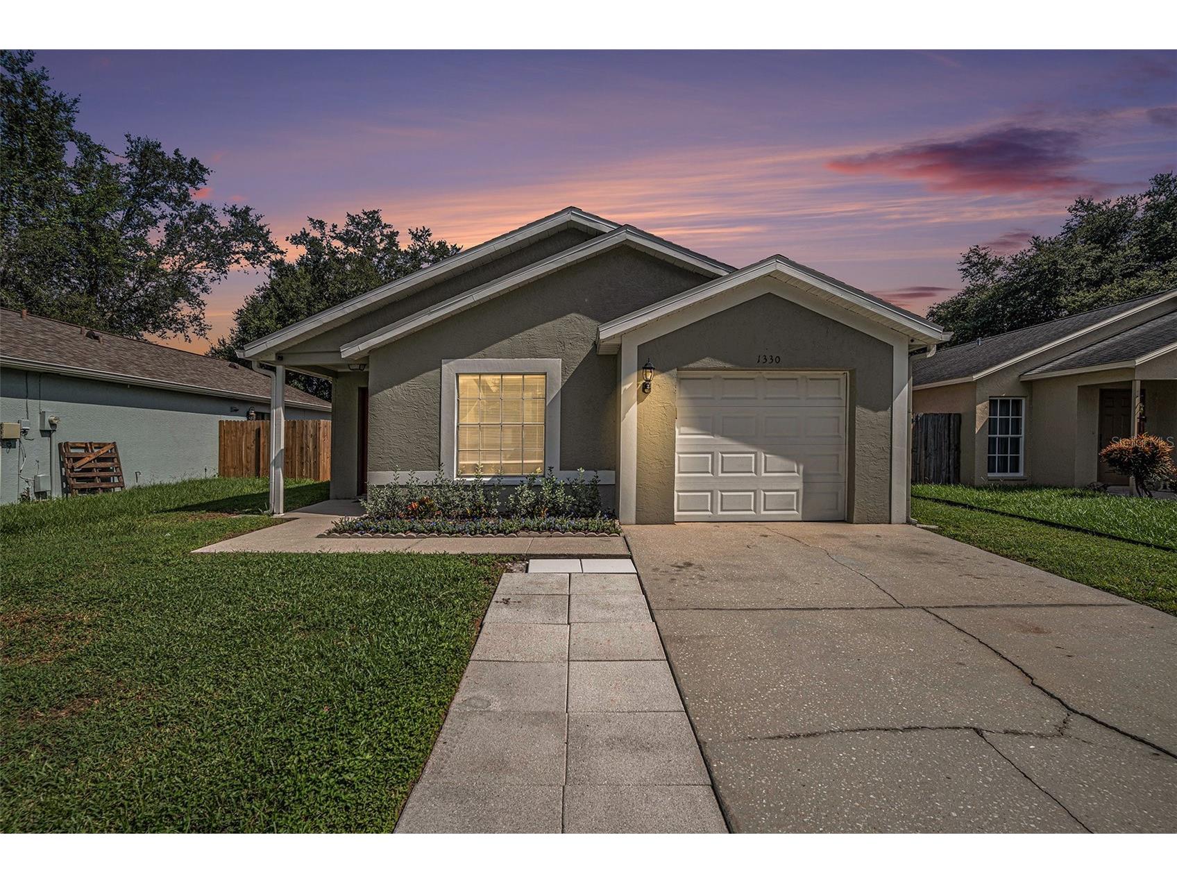 1330 Mohrlake Drive Brandon FL 33511 TB8422961 image1