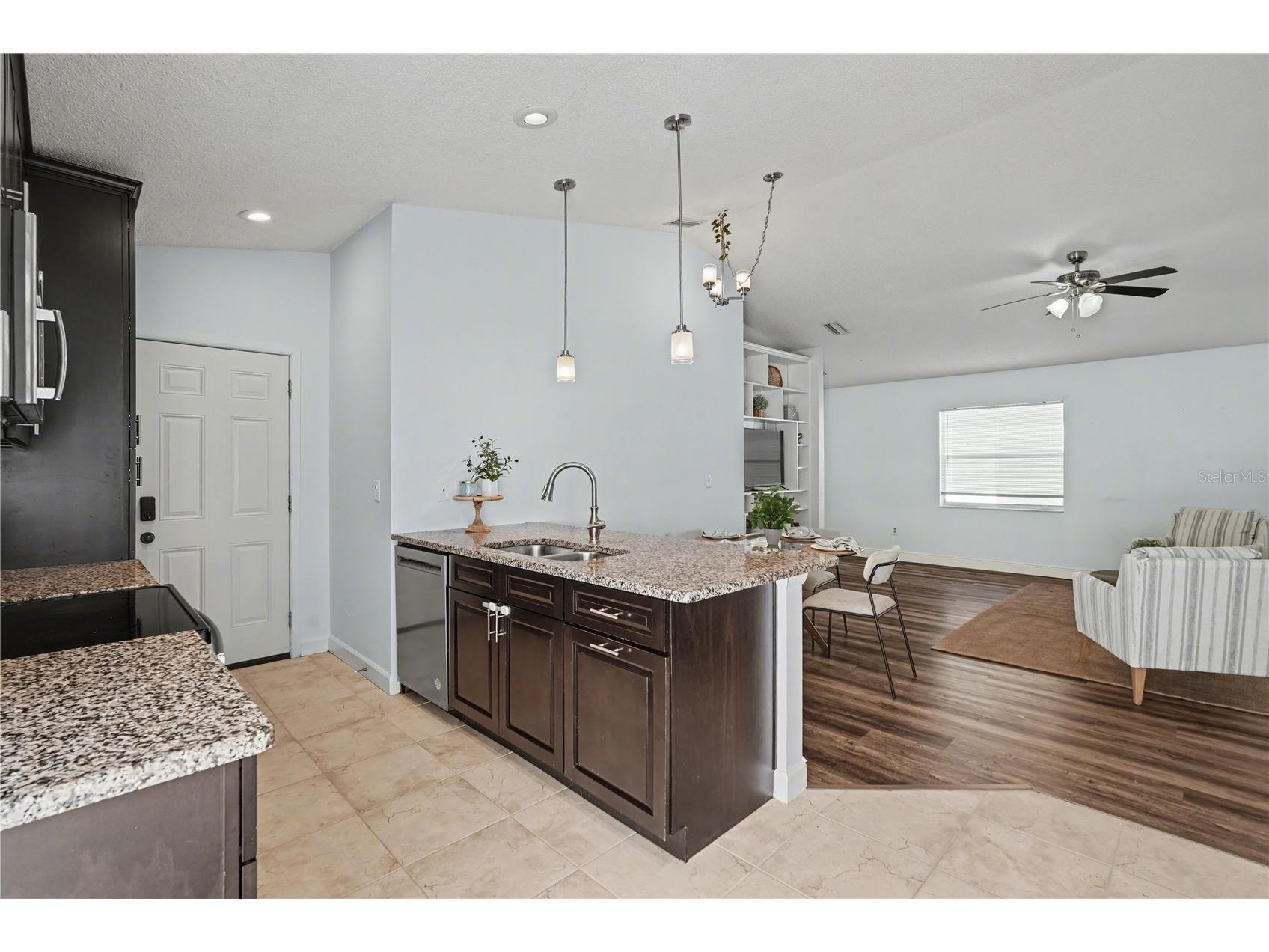 1330 Mohrlake Drive Brandon FL 33511 TB8422961 image12