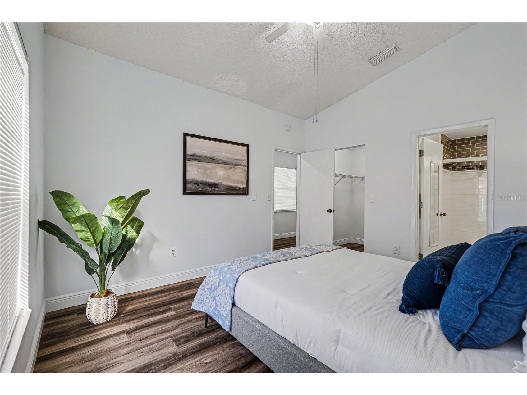 1330 Mohrlake Drive Brandon FL 33511 TB8422961 image18