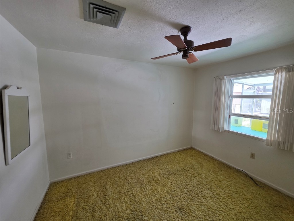 1330 Rhodes Avenue Sarasota FL 34239 A4660123 image10