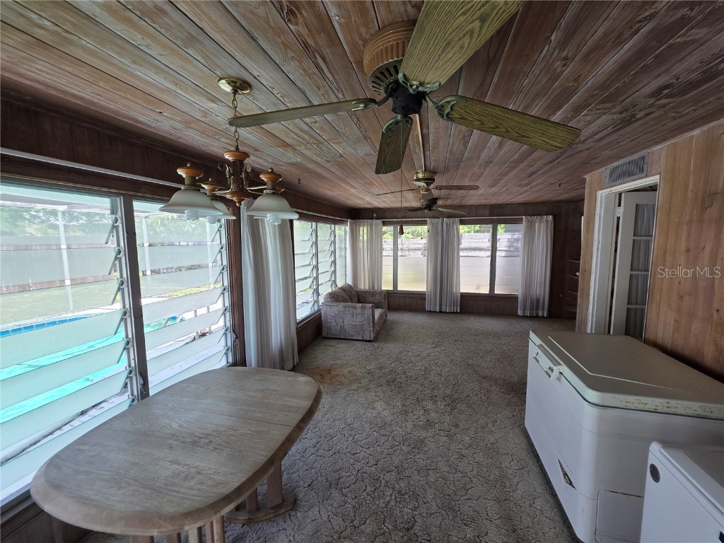 1330 Rhodes Avenue Sarasota FL 34239 A4660123 image6