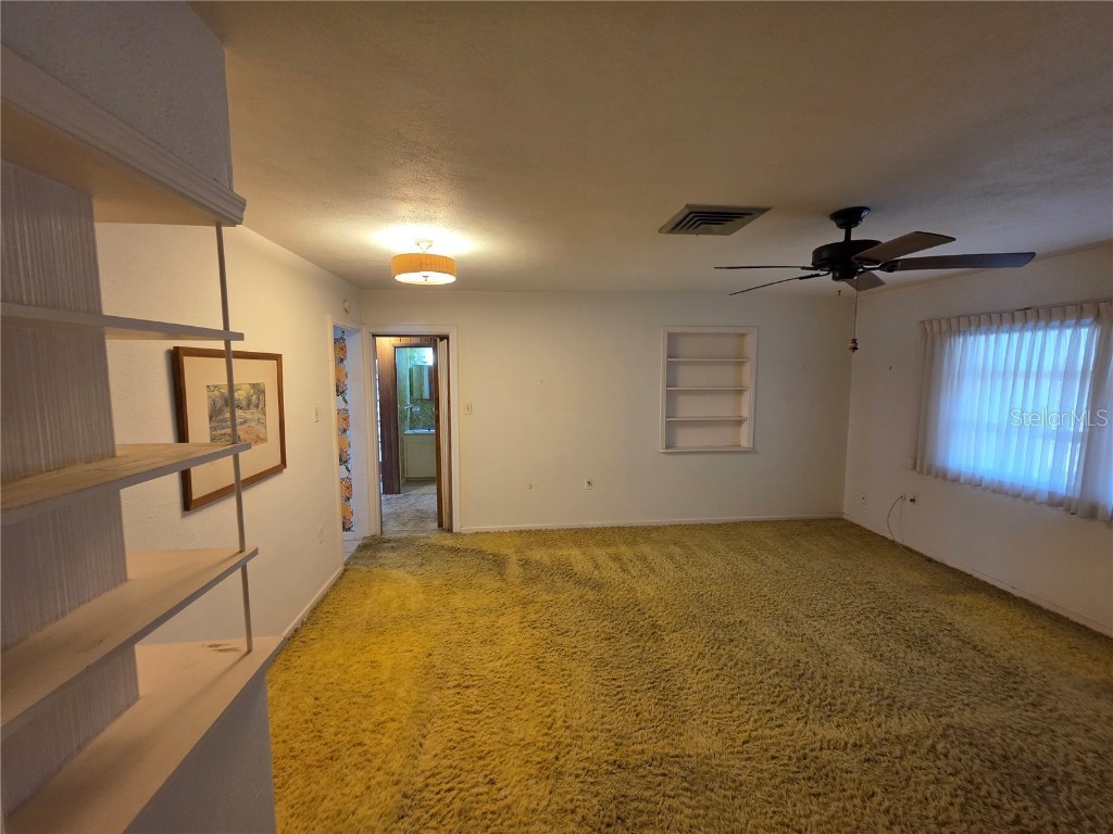 1330 Rhodes Avenue Sarasota FL 34239 A4660123 image8