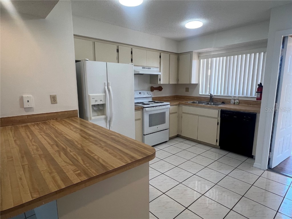 1330 Rio De Janeiro Avenue #5 Punta Gorda FL 33983 C7509231 image3