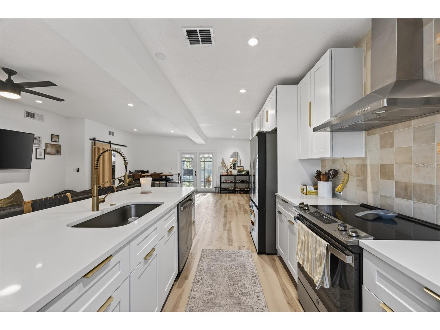 1330 S Bumby Avenue Orlando FL 32806 O6407662 image6