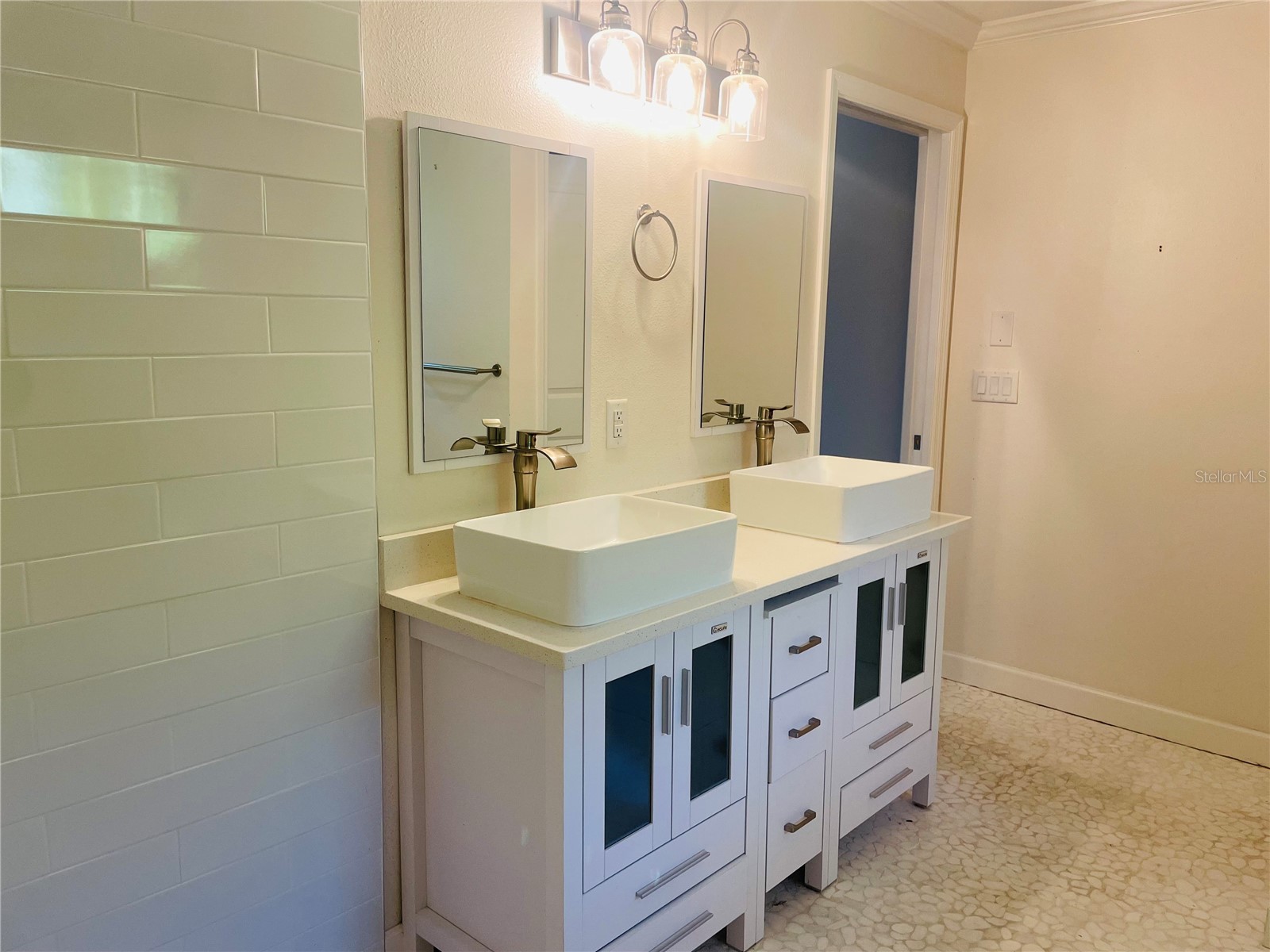 1330 S Jefferson Avenue Sarasota FL 34239 A4685616 image17