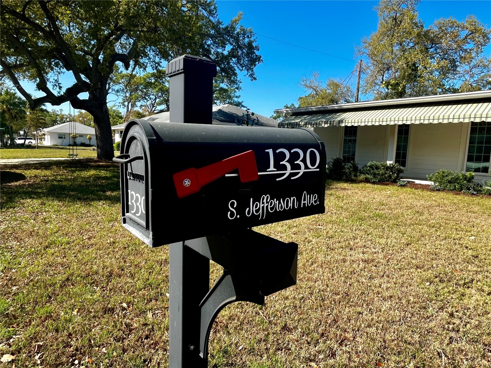 1330 S Jefferson Avenue Sarasota FL 34239 A4685616 image34