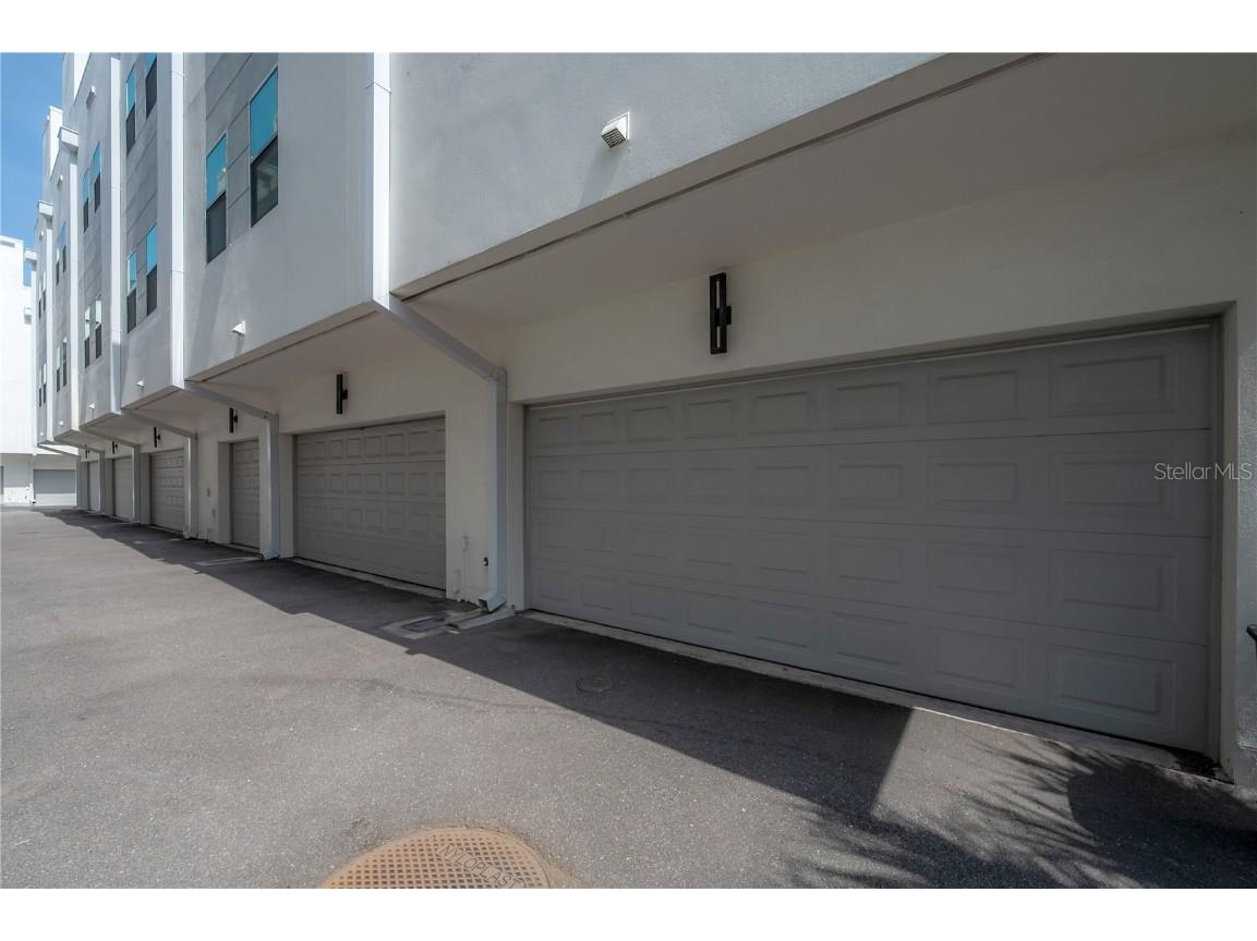 1330 W Gray Street #1 Tampa FL 33606 TB8438817 image54