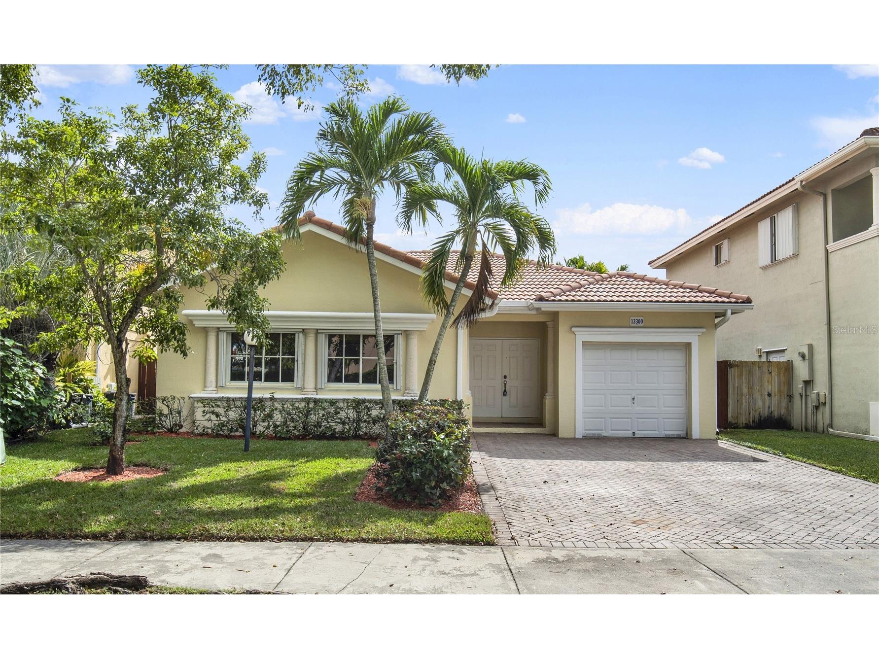 13300 SW 136th Terrace Miami FL 33186 TB8448051 image1