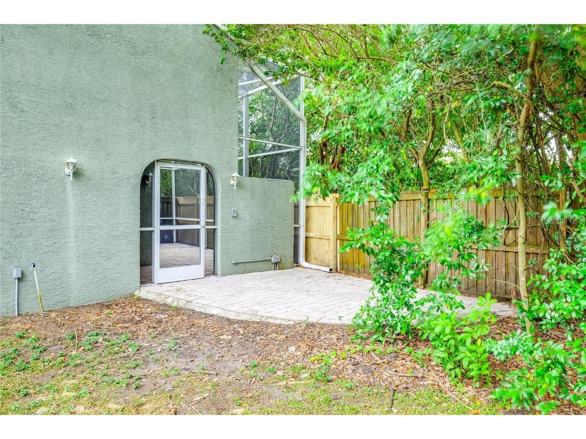 13301 Arena Place Tampa FL 33612 TB8439753 image26