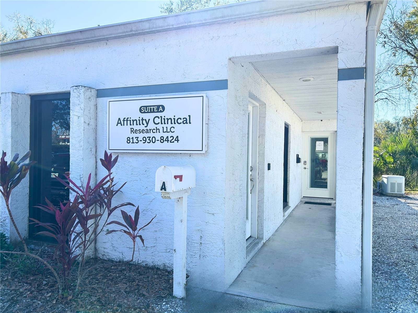 13302 Winding Oak Court Tampa FL 33612 TB8471621 image2