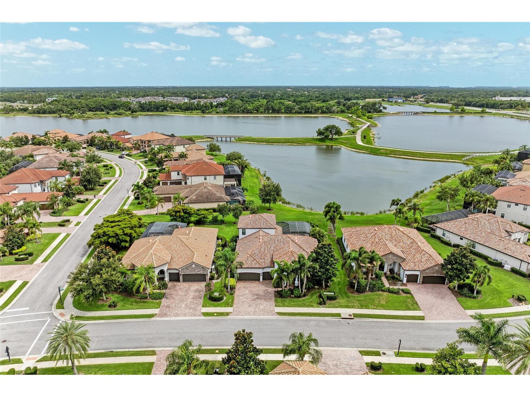 13304 Bridgeport Crossing Bradenton FL 34211 A4687700 image2