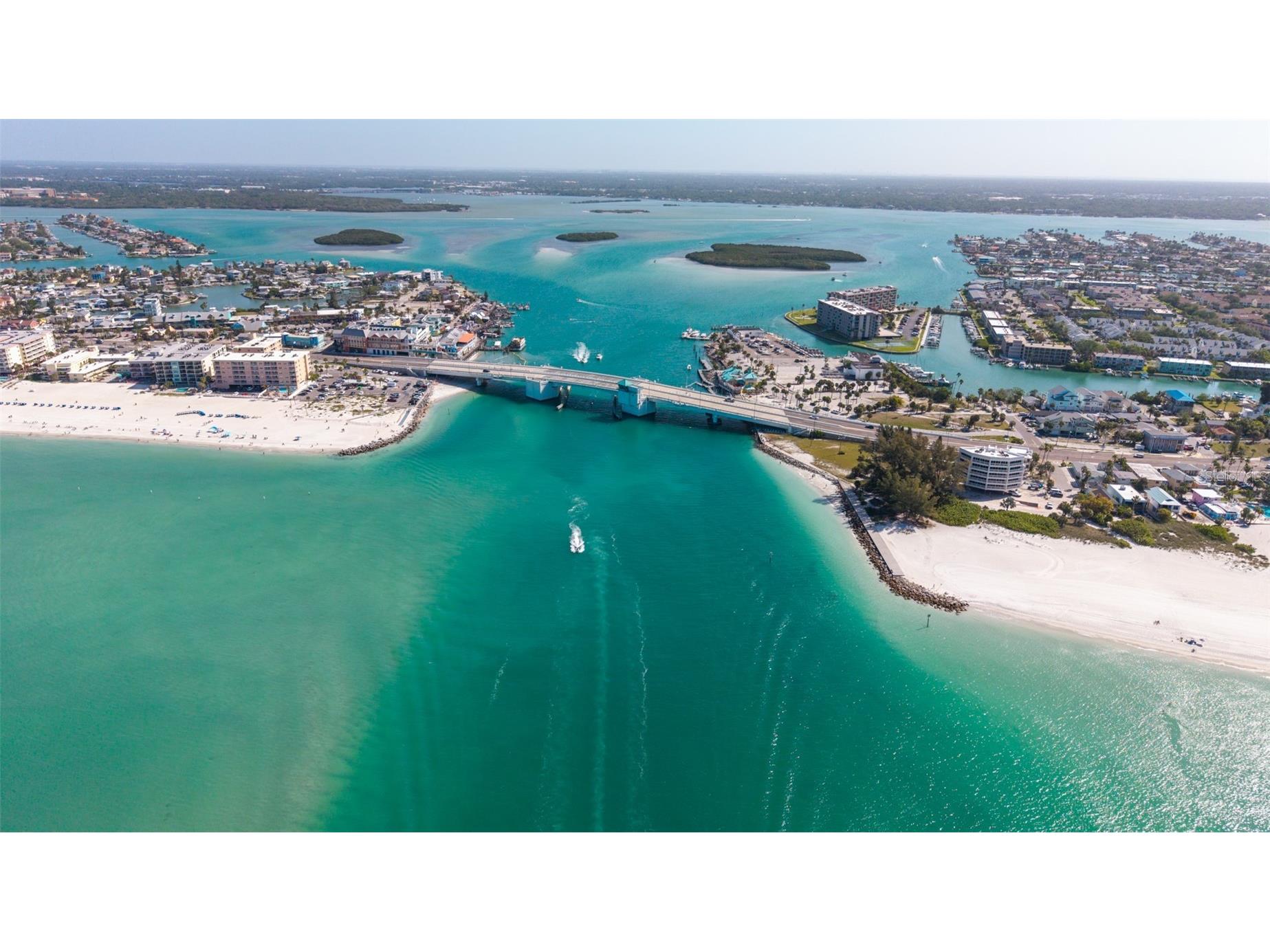 13304 Gulf Boulevard Madeira Beach FL 33708 TB8495443 image13