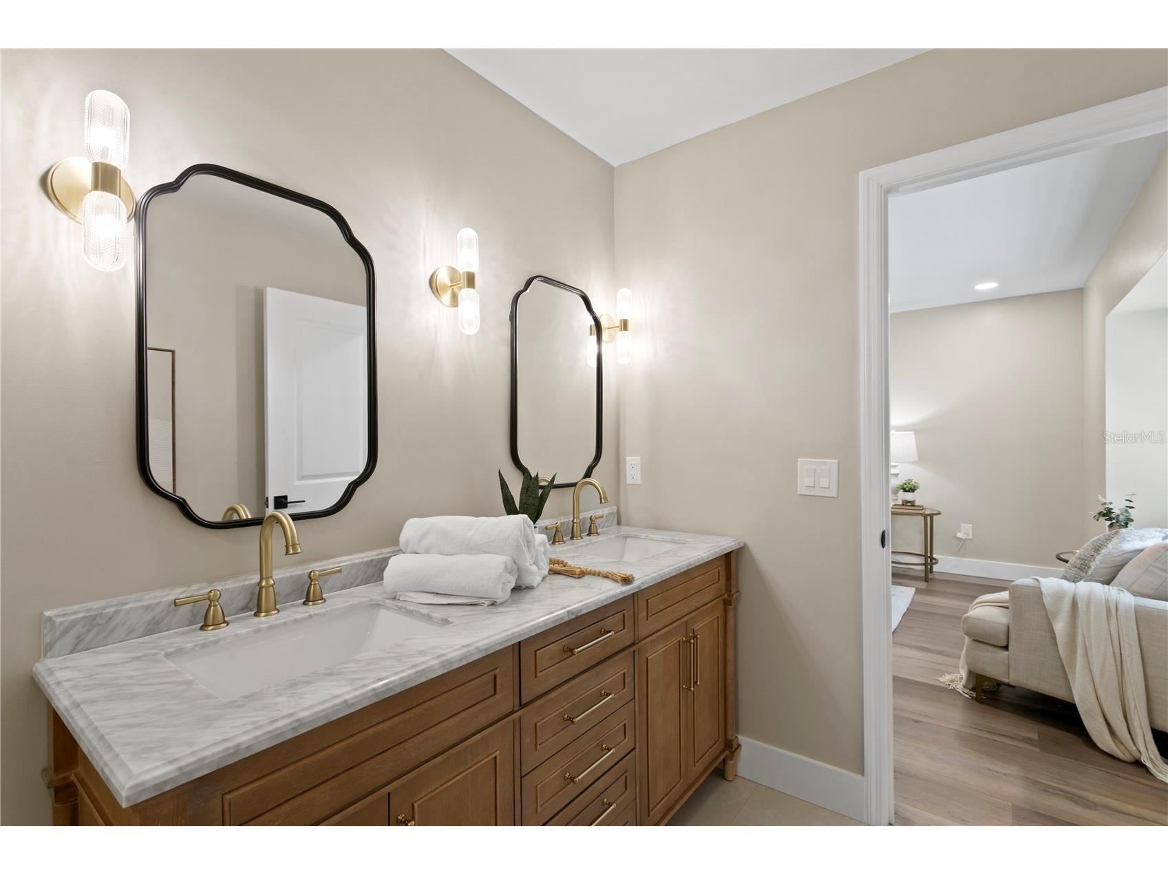 13305 Golf Crest Circle Tampa FL 33618 TB8523528 image32