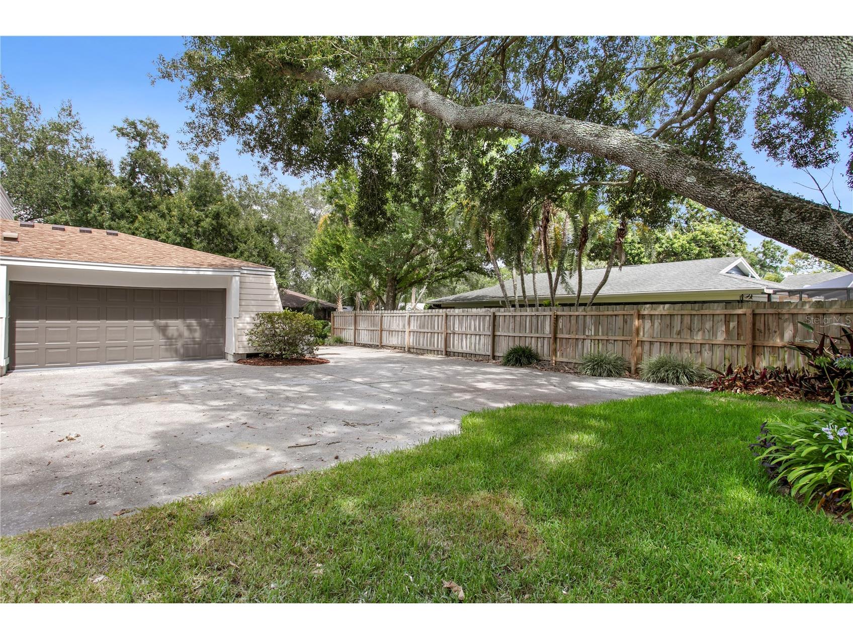 13305 Golf Crest Circle Tampa FL 33618 TB8523528 image57
