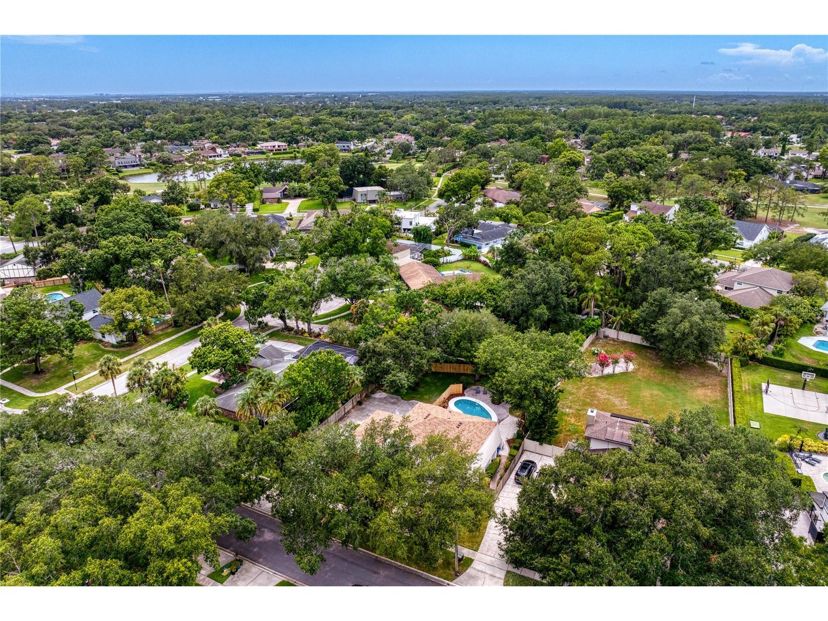 13305 Golf Crest Circle Tampa FL 33618 TB8523528 image64