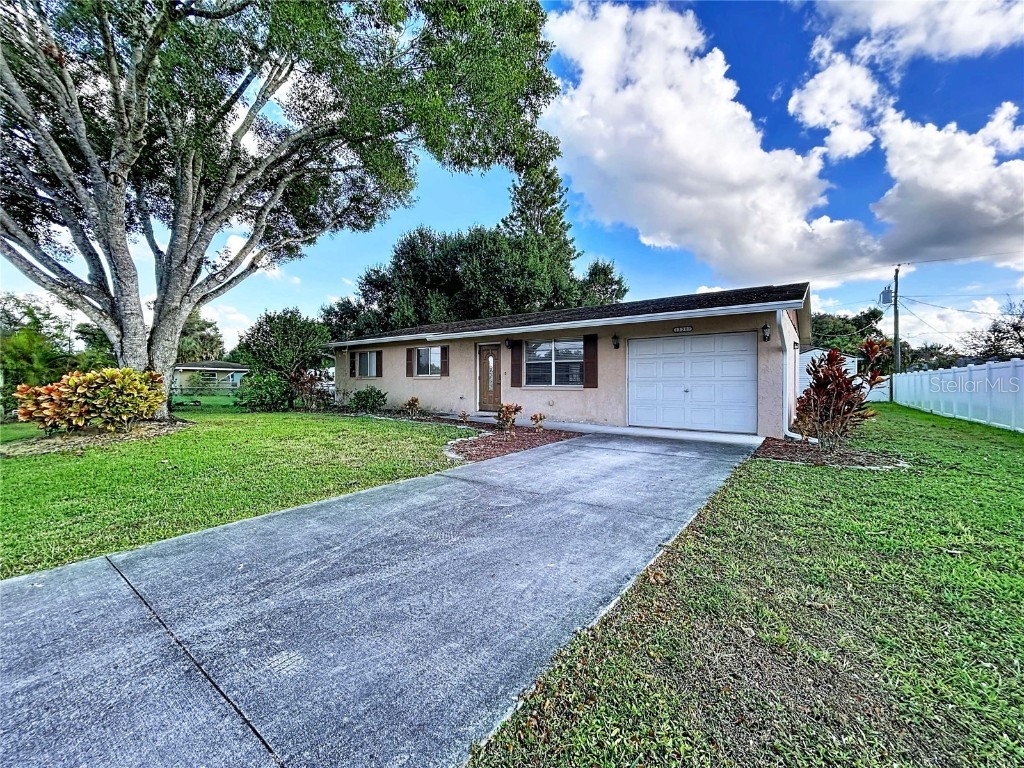 13307 Caribbean Boulevard Fort Myers FL 33905 A4674631 image2