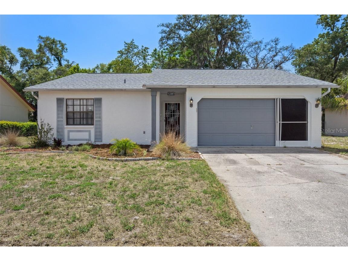 13307 Woodward Drive Hudson FL 34667 W7875908 image1