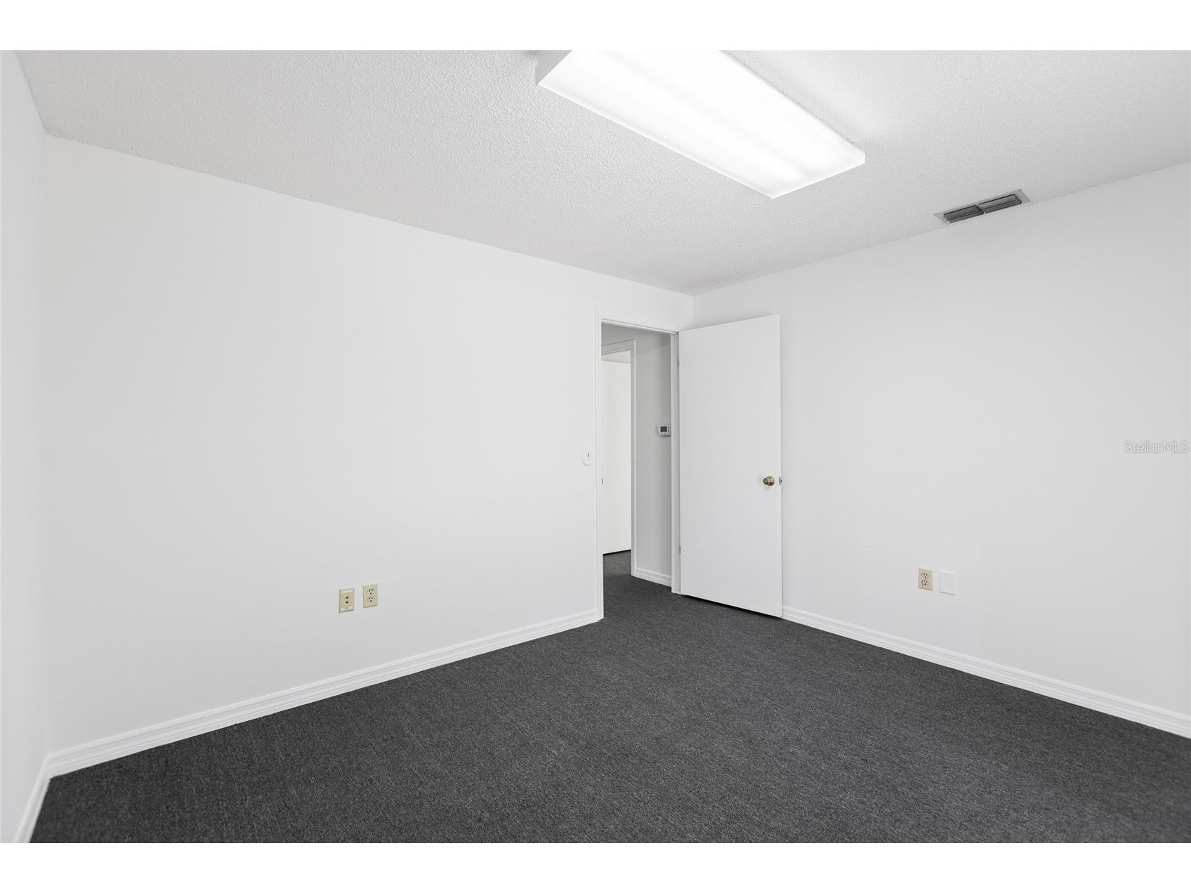 13308 Winding Oak Court Tampa FL 33612 TB8506428 image21