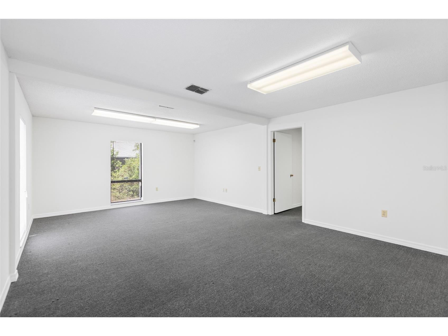 13308 Winding Oak Court Tampa FL 33612 TB8506428 image7