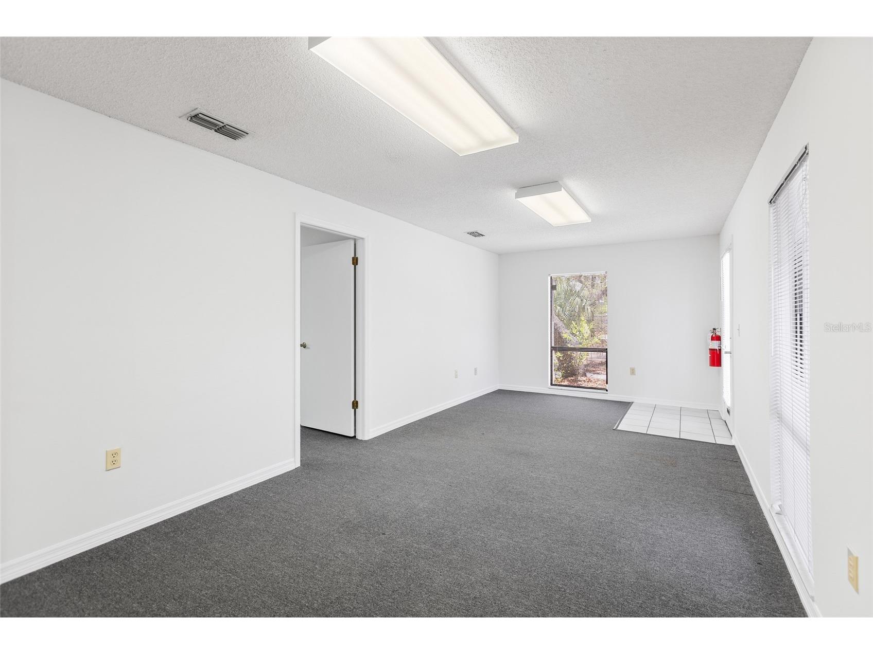 13308 Winding Oak Court Tampa FL 33612 TB8506428 image8