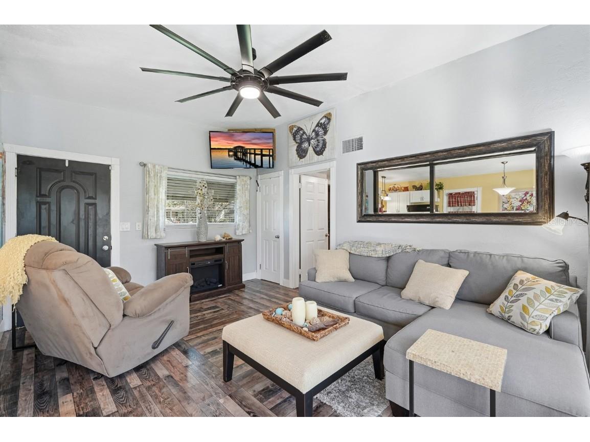 1331 Eugene Black Street Daytona Beach FL 32114 FC314041 image3