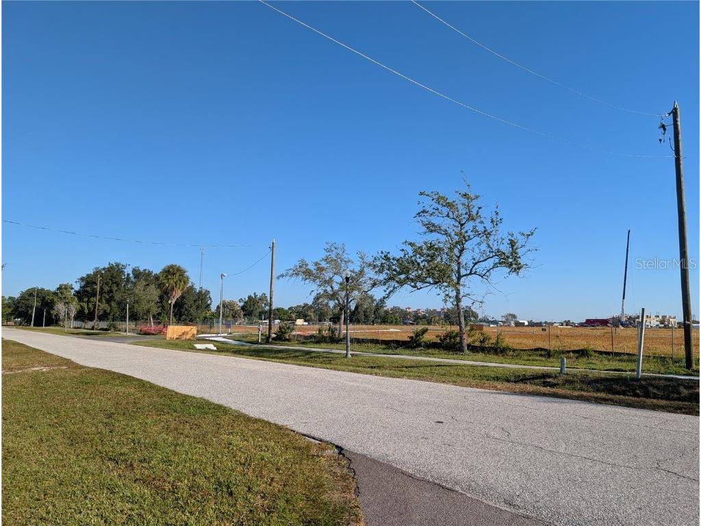 1331 Mentone Drive NE Saint Petersburg FL 33702 TB8447898 image14