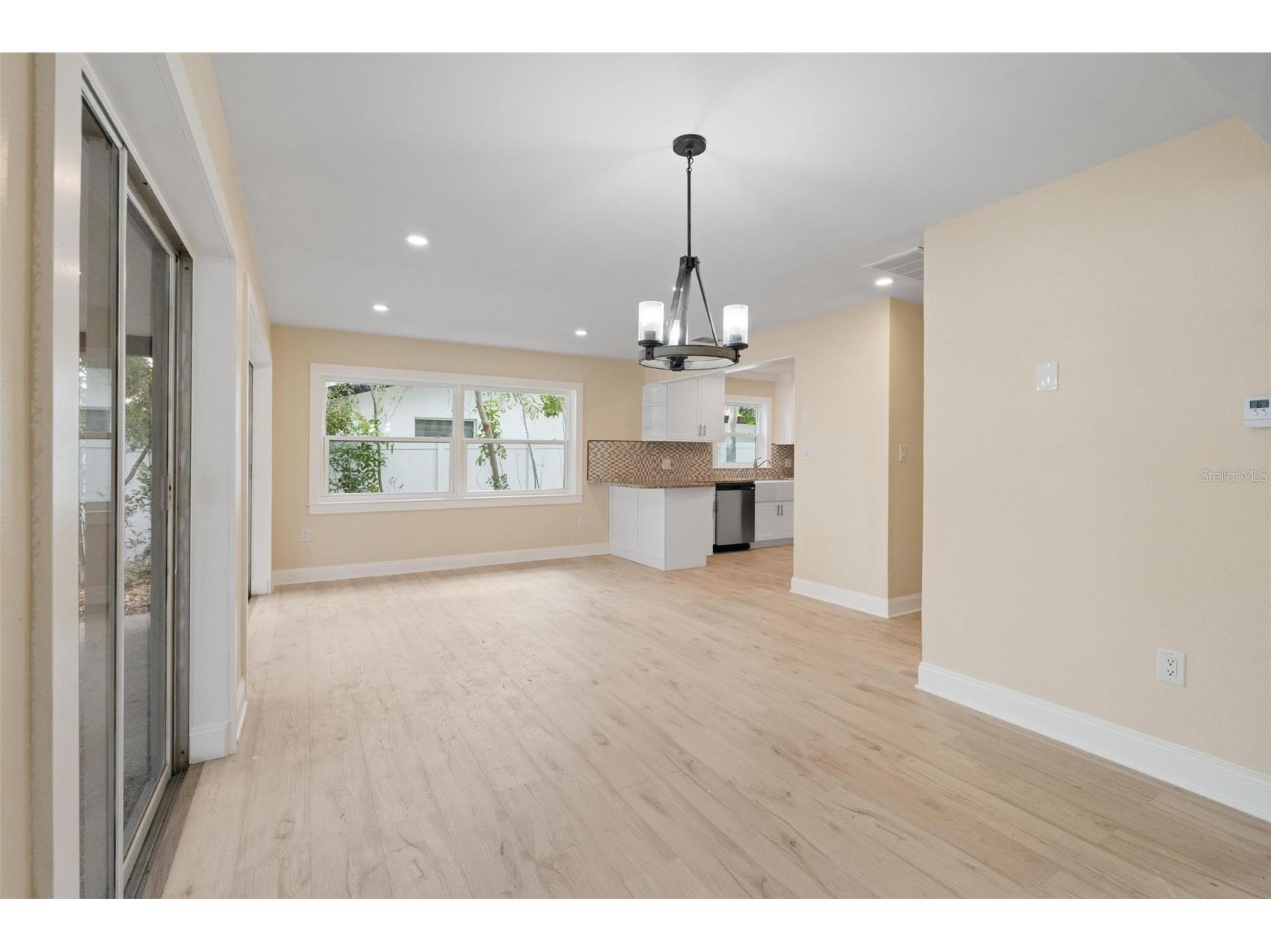 1331 Viewtop Drive Clearwater FL 33764 TB8471455 image11