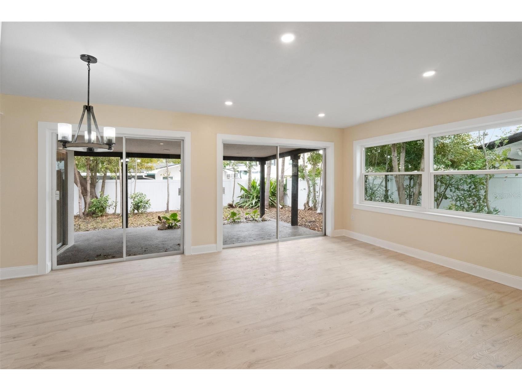 1331 Viewtop Drive Clearwater FL 33764 TB8471455 image12