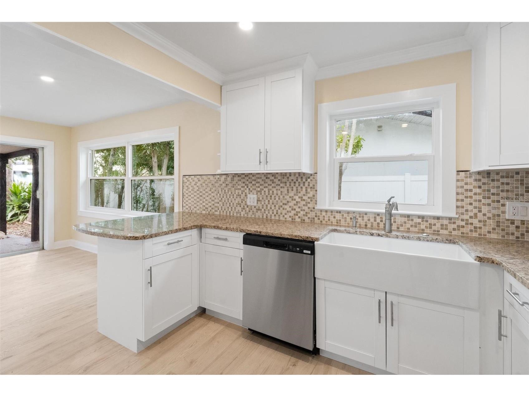 1331 Viewtop Drive Clearwater FL 33764 TB8471455 image17