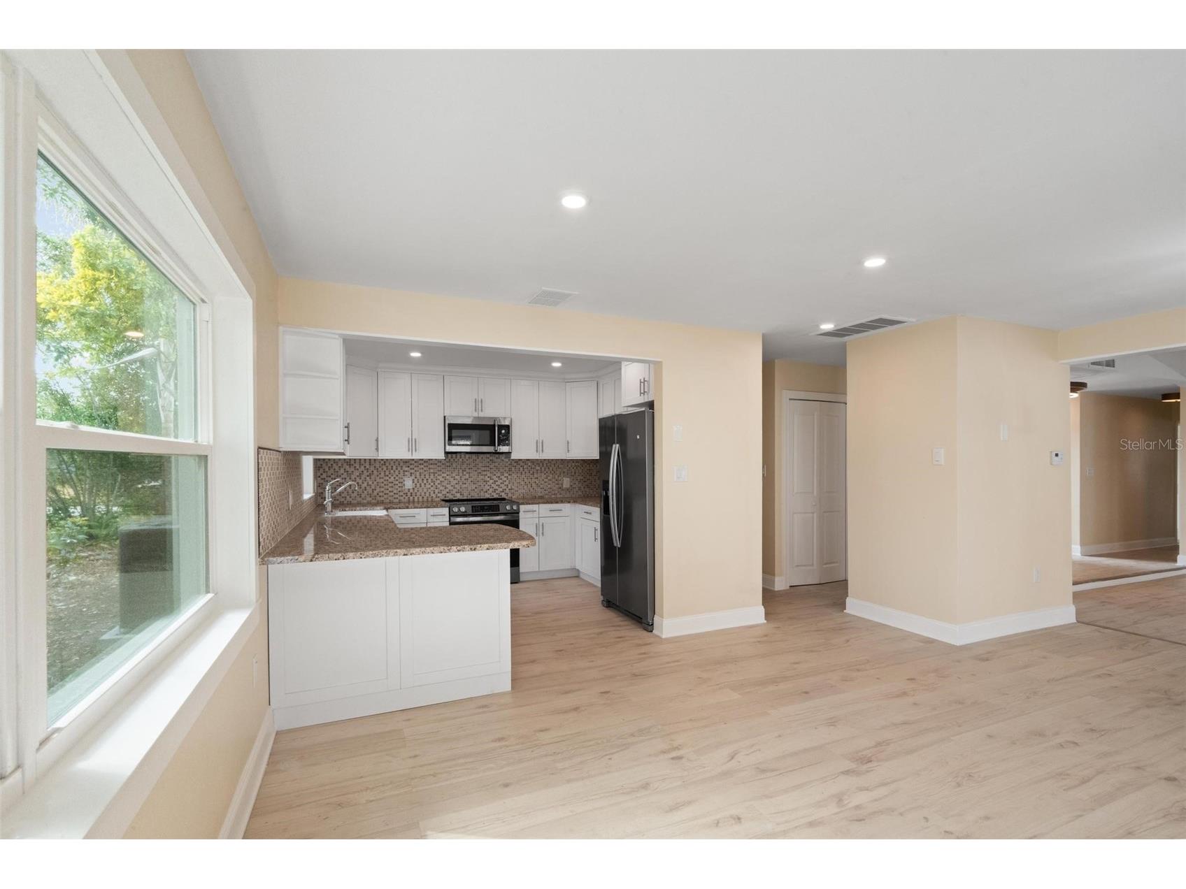 1331 Viewtop Drive Clearwater FL 33764 TB8471455 image19