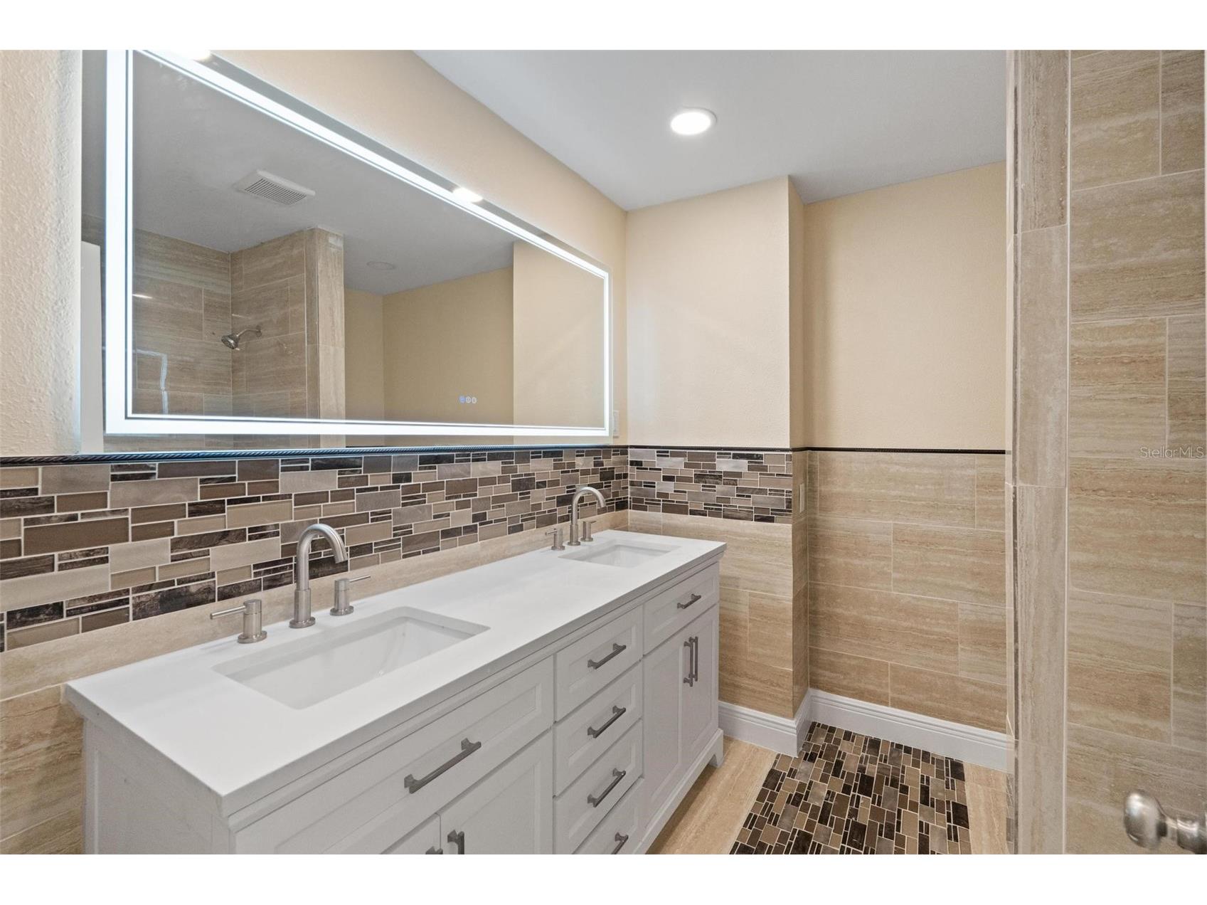 1331 Viewtop Drive Clearwater FL 33764 TB8471455 image29