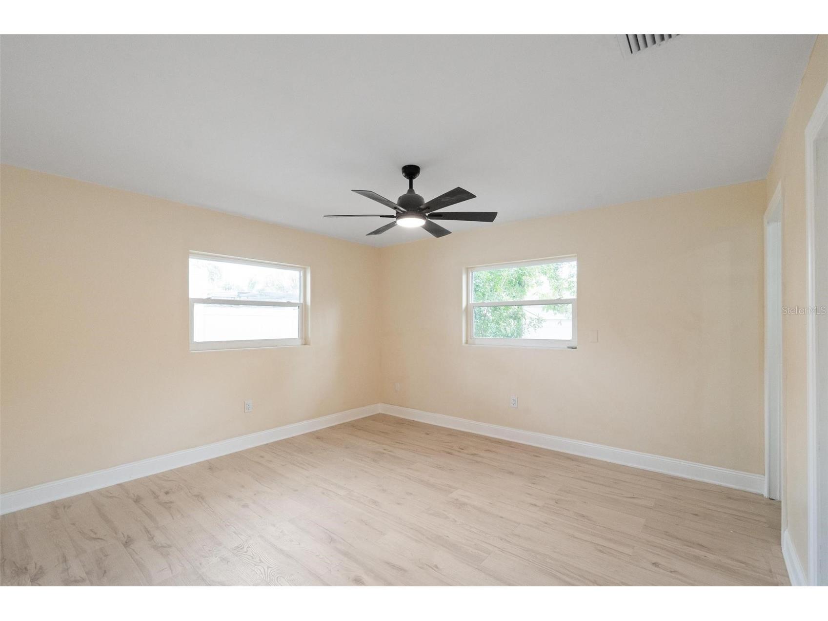 1331 Viewtop Drive Clearwater FL 33764 TB8471455 image34