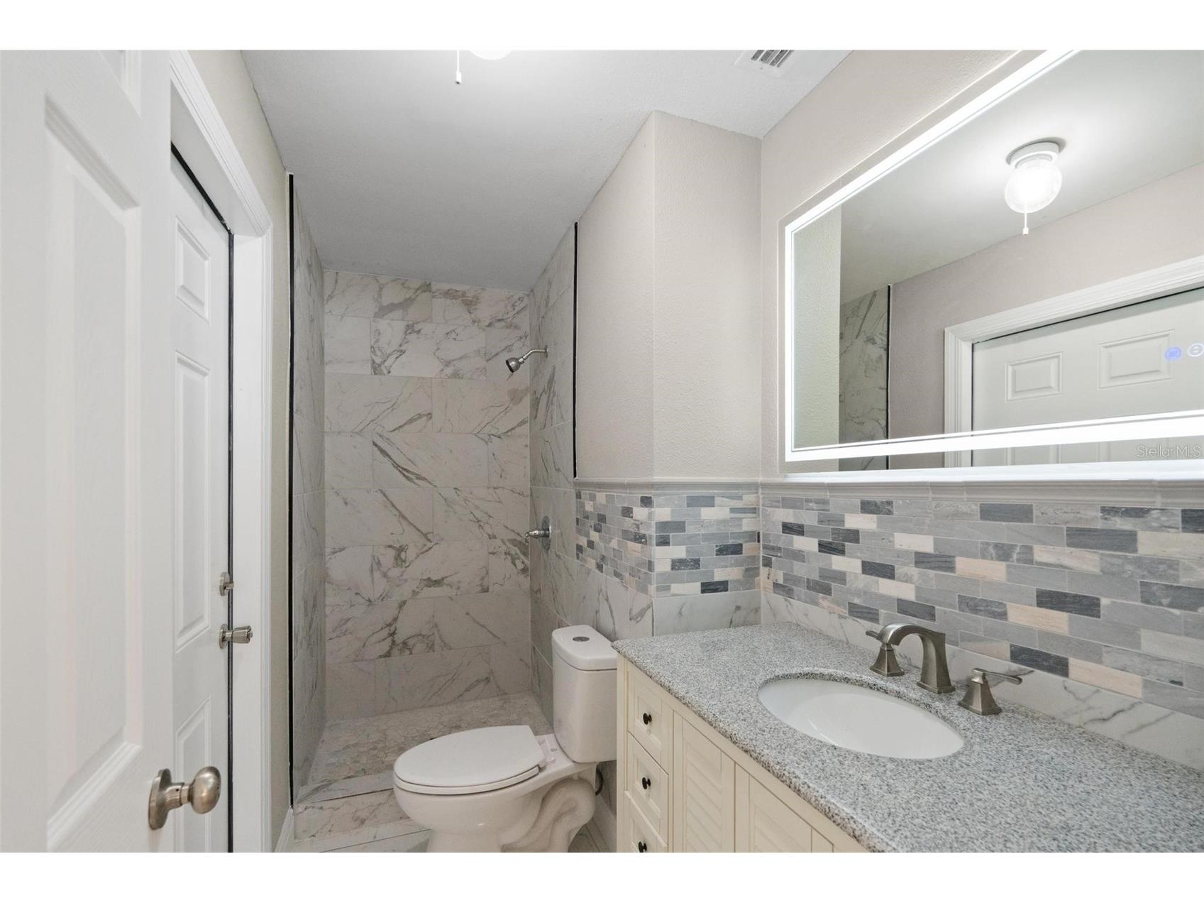 1331 Viewtop Drive Clearwater FL 33764 TB8471455 image39
