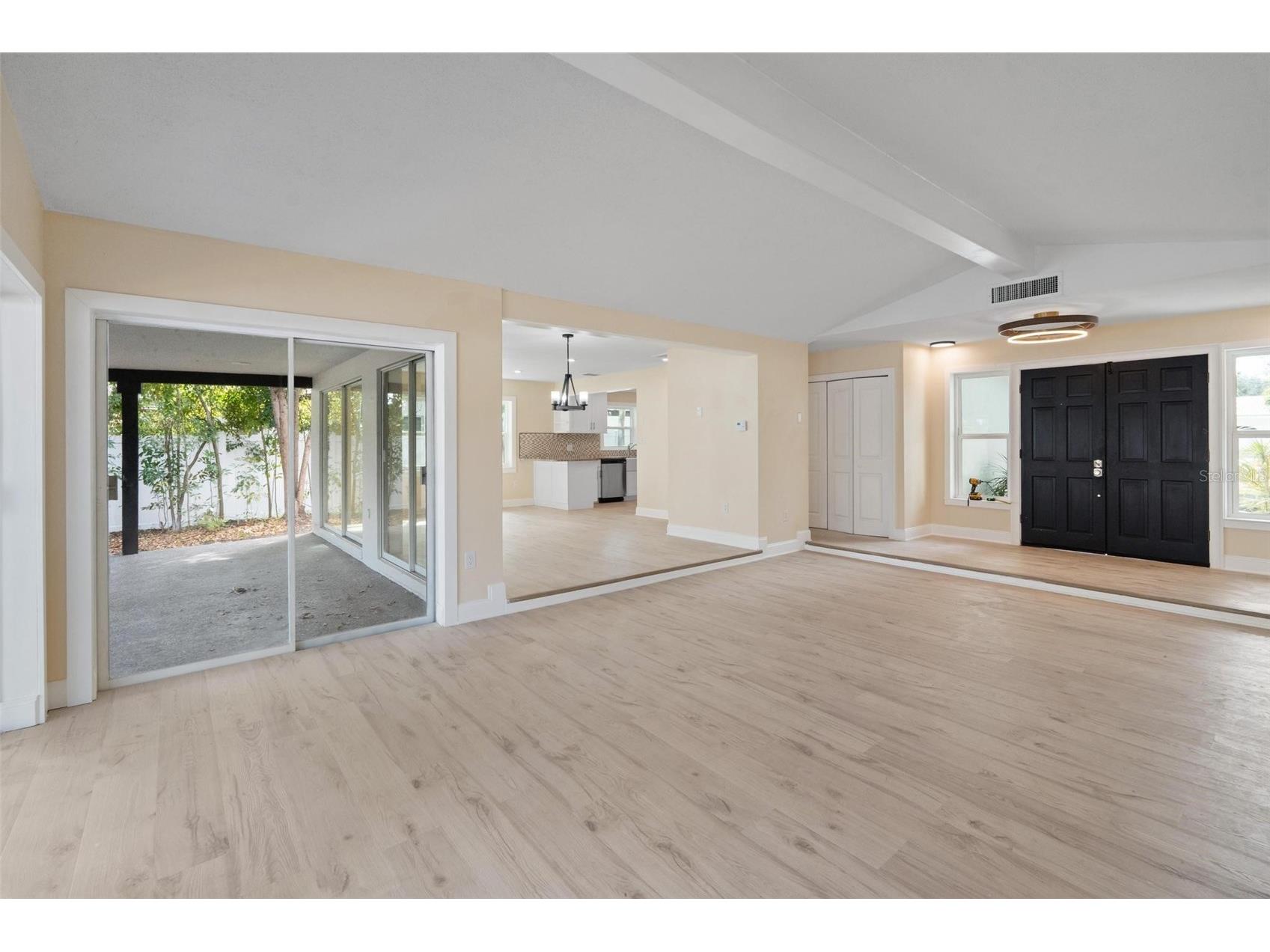 1331 Viewtop Drive Clearwater FL 33764 TB8471455 image5