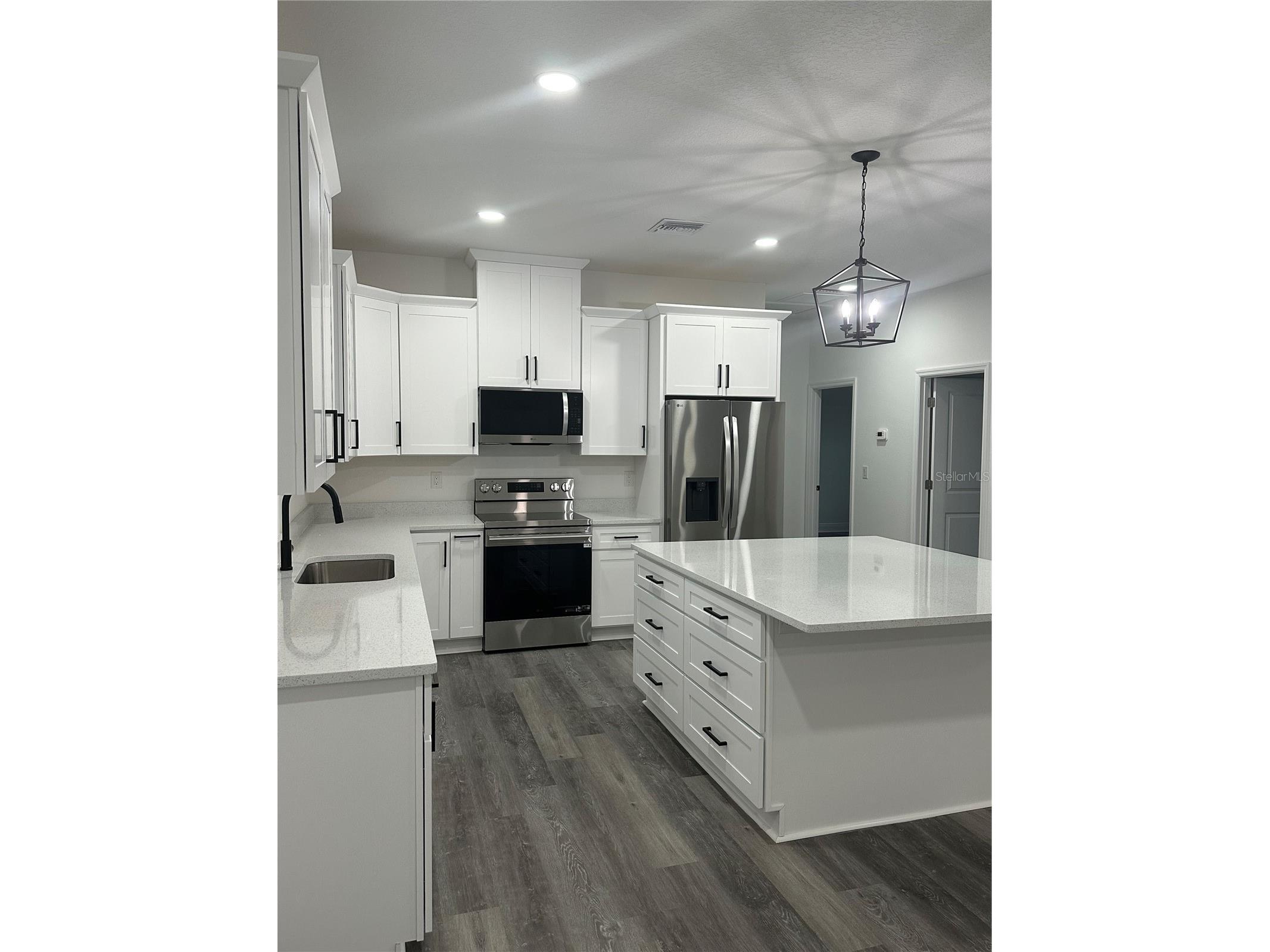 13311 Midway Avenue Astatula FL 34705 O6383186 image5